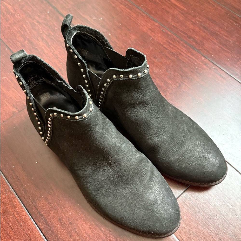 steve madden black studded boots